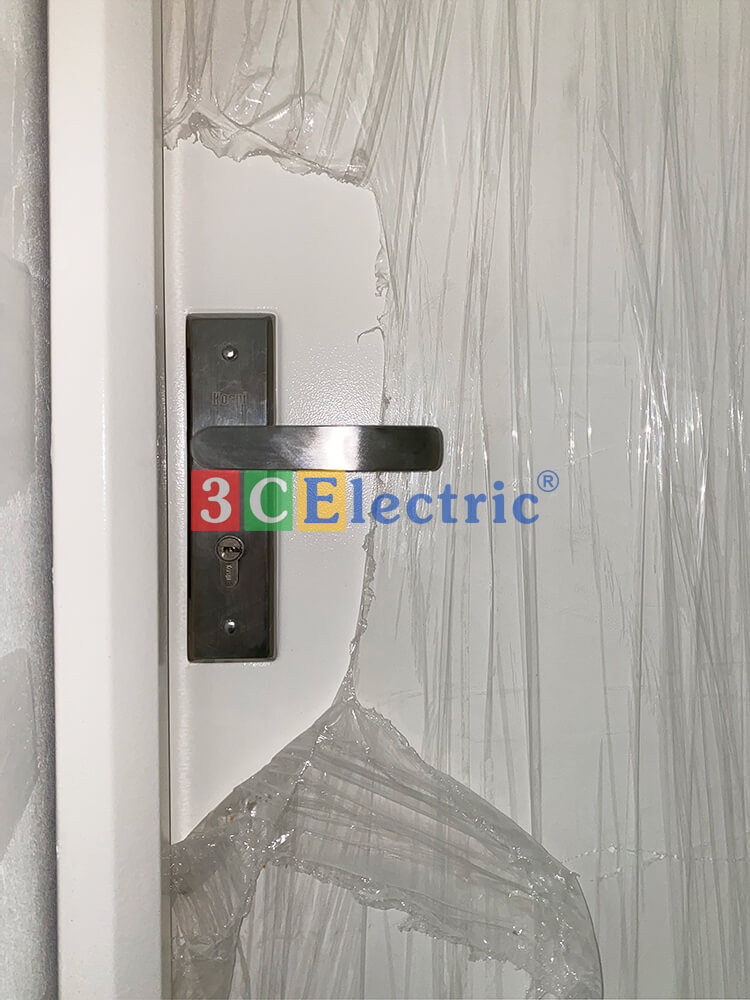 Phụ kiện cửa chống cháy tại dự án Phụ kiện cửa chống cháy tay kéo pull