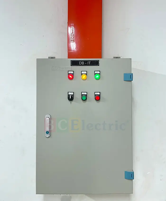 t?điện phân phối DB cho nhà hát Đó